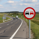 Professional No Overtaking Sign Dia 632 for Road Safety - Sizes 600mm to 1200mm, Ideal for Narrow Roads and Hazardous Conditions