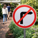 No Right Turn Reflective Traffic Sign (Class RA1) – 600mm Diameter – Aluminium Composite – Outdoor Use