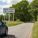 Premium Supplementary Road Sign Plate for Soft Verges Warning - Post Mount with Customizable Distance and Text Size
