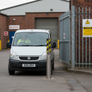 Heavy Duty Telescopic Anti Ram Raid Post with Retractable Handle and Corrosion Resistance for Vehicle Security