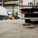 Premium Heavy Duty HGV Trailer Landing Pads with High Visibility Rope and Interlocking Design for Concrete and Tarmac Protection