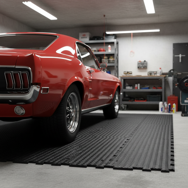 Heavy Duty Garage Floor Tiles with Checker Plate Surface