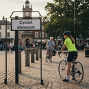 Premium Cyclists Dismount Supplementary Plate for 750mm Metal Sign with Engineer Grade Retroreflective Face