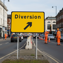 Professional Quick-Fit Diversion Up Right Sign Face 1050x750mm for Clear Traffic Direction