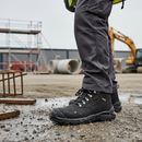 Premium Heavy Duty Safety Boot with Waterproof Nubuck Leather, GORE-TEX Liner, Composite Toe Cap, and Insulating Properties for Harsh Environments