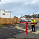 Professional Manual Arm Barrier for Effective Traffic Control up to 8m - Durable Aluminum Boom with Lockable Features