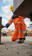 Professional Multi-Functional Fire Retardant Anti-Static Trousers with Adjustable Waist and Pockets for Safety and Comfort