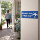 Arrow Right Sign – 1mm Rigid Plastic – Indoor/Outdoor Use