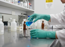 Premium Neoprene Single Use Gloves with Excellent Chemical Resistance and Textured Grip for Enhanced Comfort