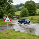 Professional Post Mounted Warning Sign for Fords - Diagram 554 with Distance Indicator and Flooding Warning Features