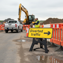 Professional Diverted Traffic Arrow Right Sign 1050x450mm with Durable Stand and Reflective Face