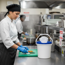 Premium Anti-Bacterial and Anti-Viral Disinfectant Wipes in Secure Bucket - 800 Wet Wipes for Effective Cleaning