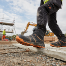 Premium Waterproof Safety Boot with GORE-TEX Lining and Vibram Outsole for Optimal Comfort and Durability - S3 SRC HRO WR ESD Certified