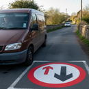 Premium Preformed Thermoplastic Road Marking 'Give Way to Oncoming Traffic' - Easy Application, Non-Slip, Compliant with BSEN 1871