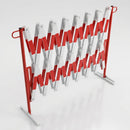 Heavy-duty steel extendable trellis barrier, extends to 4 metres (view 2)