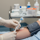 Premium IV Canula with Instaflash - 22G x 25mm - Box of 50 for Enhanced Clinical Practice