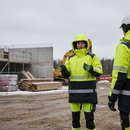 Heavy Duty Class 3 Hi-Vis Winter Parka with Detachable Hood and Waterproof Design for Enhanced Comfort and Mobility