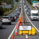 Professional 'Queues Likely' Supplementary Plate for 750mm Metal Road Signs - High-Performance Retroreflective Design