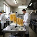 Pasta Drying Rack – Holds Up to 2kg – Extendable Arms – Kitchen & Home Use