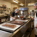 Heated Vibrating Table for Chocolate Tempering Machine – Standalone – Even Chocolate Distribution – Professional Confectionery Use