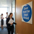 Door Must Be Kept Closed Sign – Clear Safety Message – Catering & Food Prep Areas