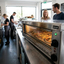 Commercial Pizza Oven – 6 x 9 Inch Capacity – Firebrick Base – Restaurant & Takeaway Use