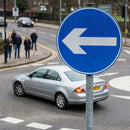 Direction Arrow Left/Right Reflective Traffic Sign (Class RA1) – 600mm Diameter – Aluminium Composite RA1 – Outdoor Use