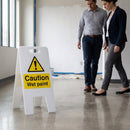 Caution Wet Paint Sign – 300mm x 600mm – Fluted Polypropylene – Indoor/Outdoor