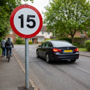 15mph Reflective Traffic Sign (Class R2 Permanent) – 600mm Diameter – Aluminium Composite – Outdoor Use